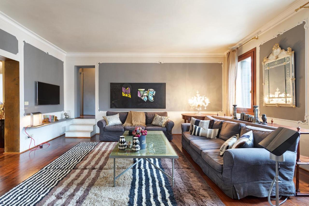 Апартаменты Charming House Iqs Венеция Экстерьер фото