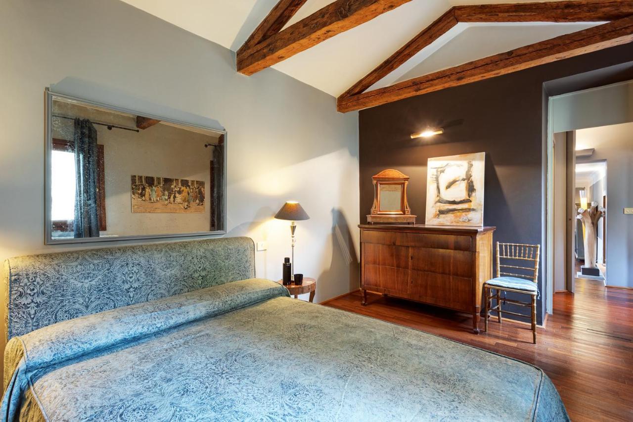 Апартаменты Charming House Iqs Венеция Экстерьер фото